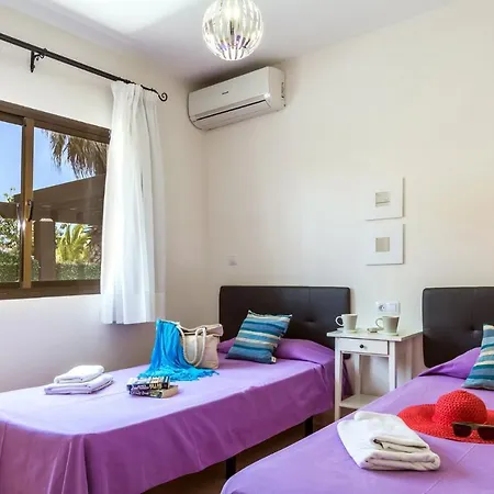 Вилла Oasis By *